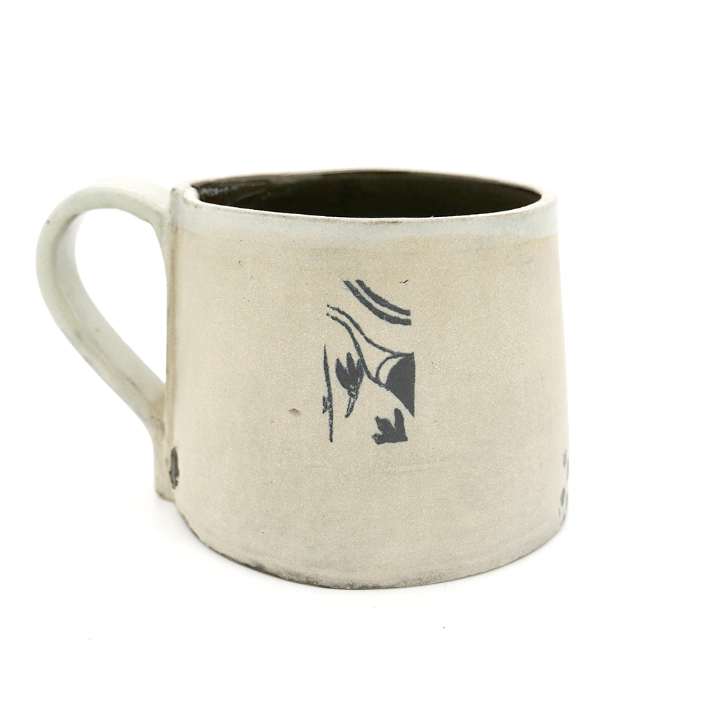 Hilary Duncan - cup