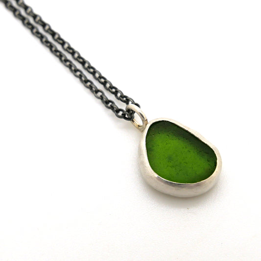 Arrabella Giles - Seaglass Pemndant